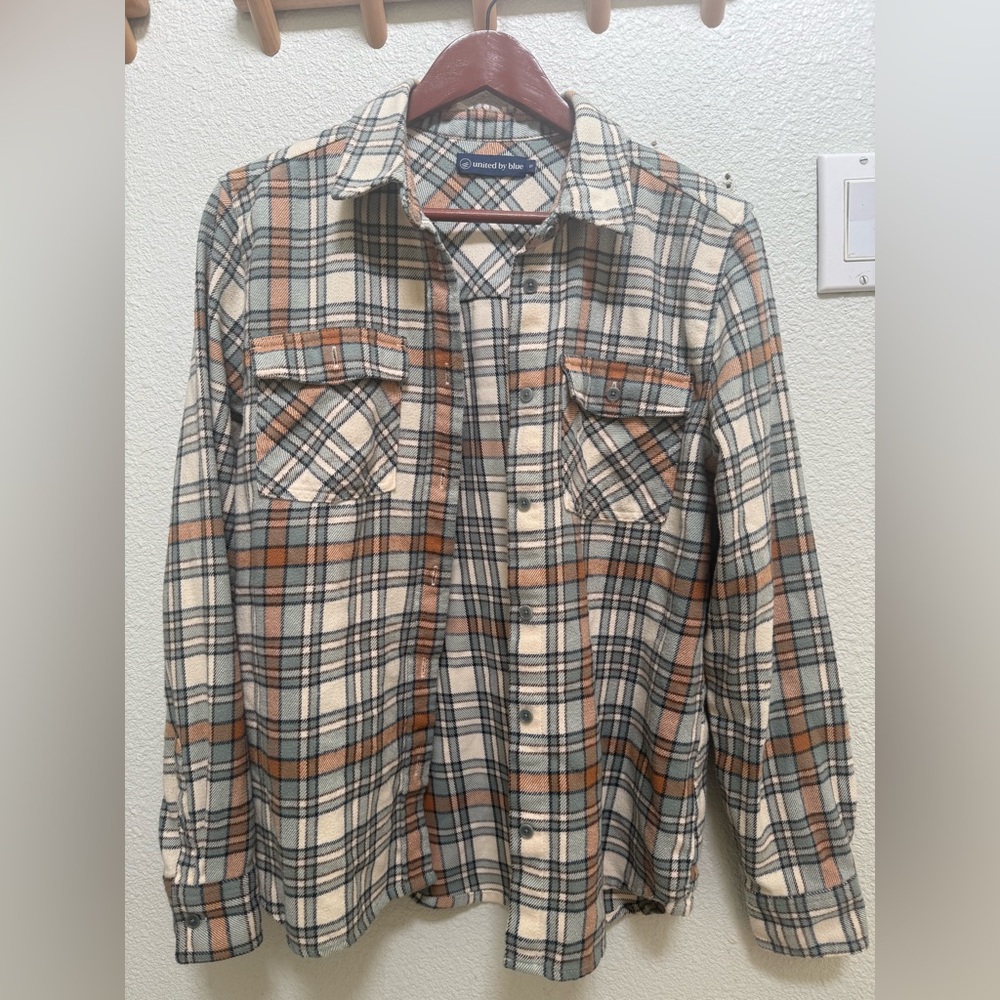 United By Blue - Women’s Flannel - Size Smalll
